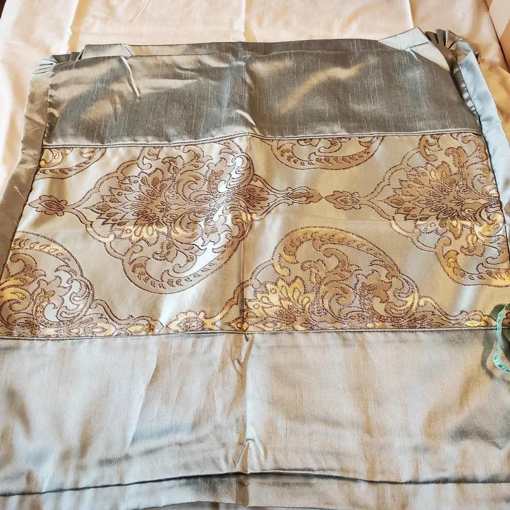 Set Of 2 Chic Home Design Ruffle Floral 1 Standard Pillow Sham And 1 Euro Sham‎